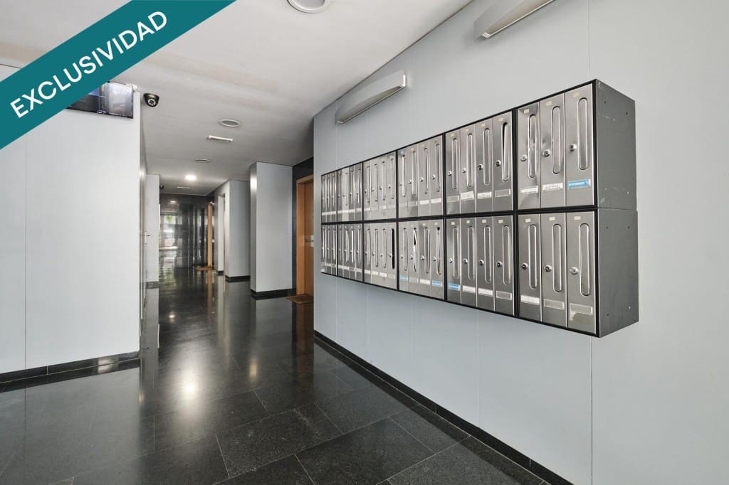 1 soverom Leilighet til salgs i Barcelona by med garasje - € 380 000 (Ref: 10040753)