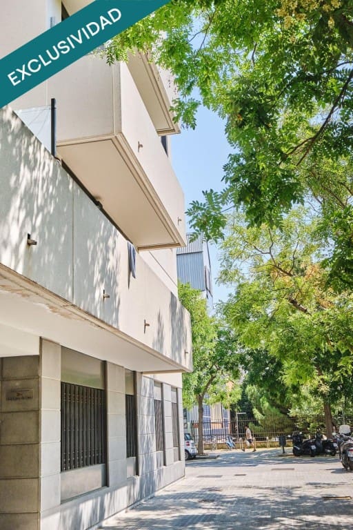 1 soverom Leilighet til salgs i Barcelona by med garasje - € 380 000 (Ref: 10040753)