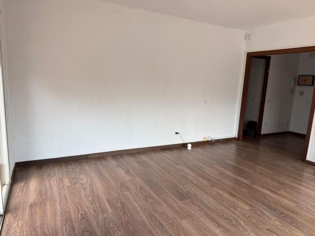 4 chambre Appartement à vendre à Malgrat de Mar - 220 000 € (Ref: 10040754)