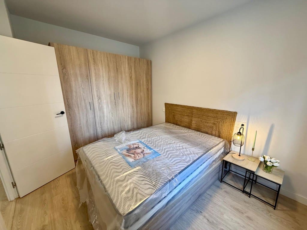 2 Zimmer Apartment zu vermieten in San Andres del Rabanedo - 600 € (Ref: 10040755)