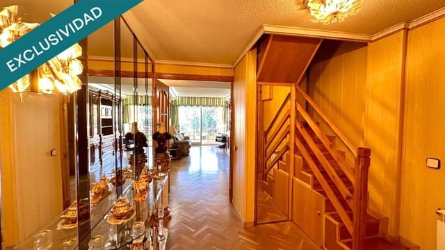 4 sypialnia Mieszkanie na sprzedaż w Collado Villalba z basenem garażem - 410 000 € (Ref: 10040758)