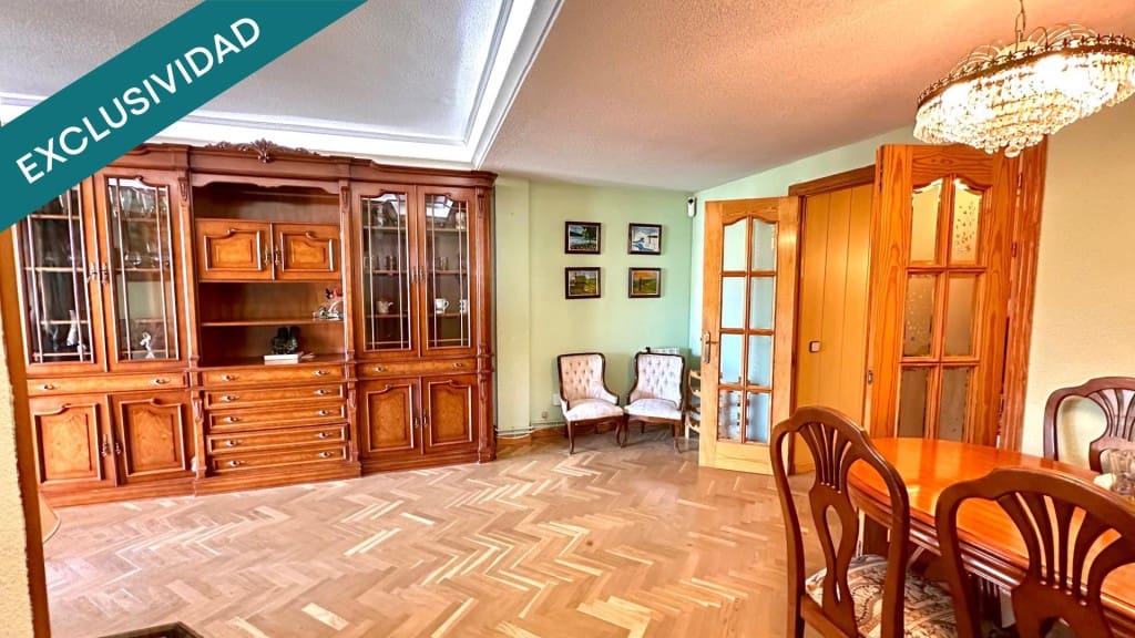 Piso de 4 habitaciones en Collado Villalba en venta con piscina garaje - 410.000 € (Ref: 10040758)