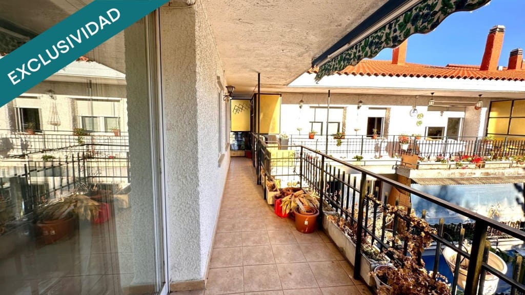 Piso de 4 habitaciones en Collado Villalba en venta con piscina garaje - 410.000 € (Ref: 10040758)
