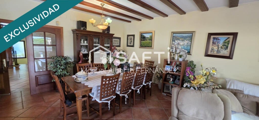 6 bedroom Villa for sale in Blanes with pool garage - € 725,000 (Ref: 10042707)