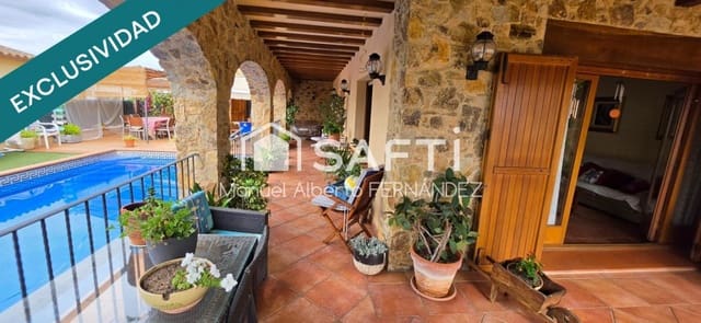 6 bedroom Villa for sale in Blanes with pool garage - € 725,000 (Ref: 10042707)