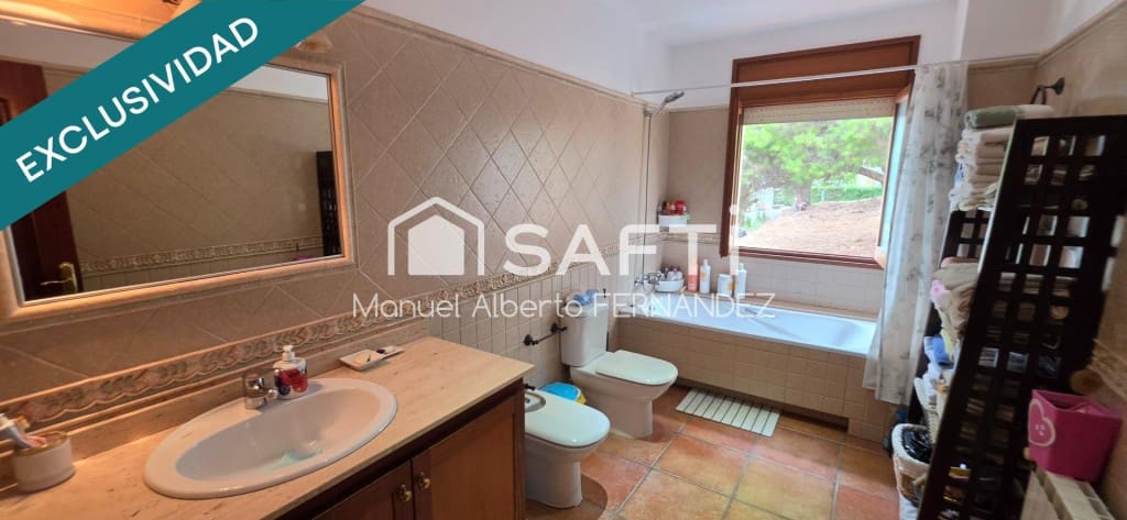 6 bedroom Villa for sale in Blanes with pool garage - € 725,000 (Ref: 10042707)