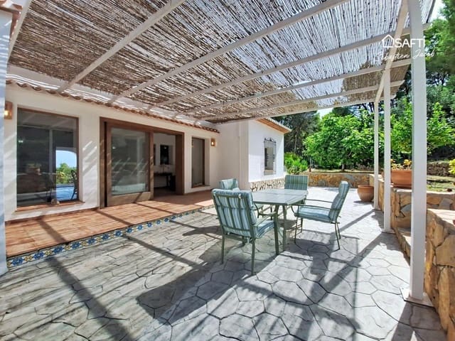 3 chambre Villa/Maison à vendre à La Sella avec piscine garage - 690 000 € (Ref: 10042709)