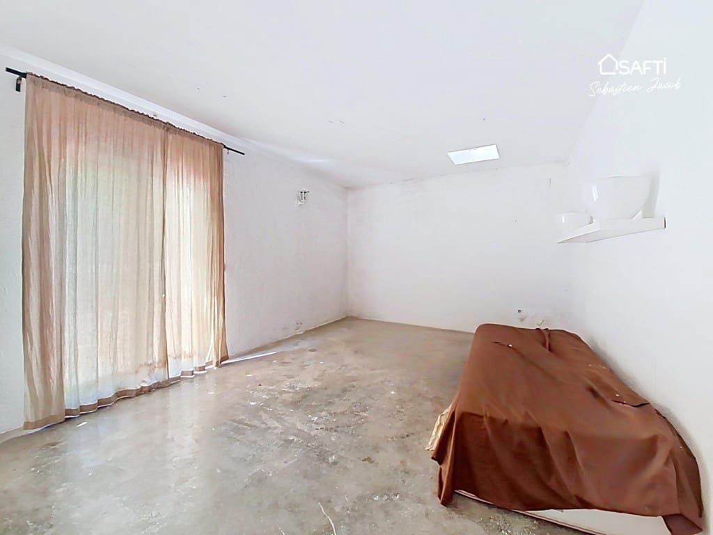 Chalet de 3 habitaciones en La Sella en venta con piscina garaje - 690.000 € (Ref: 10042709)