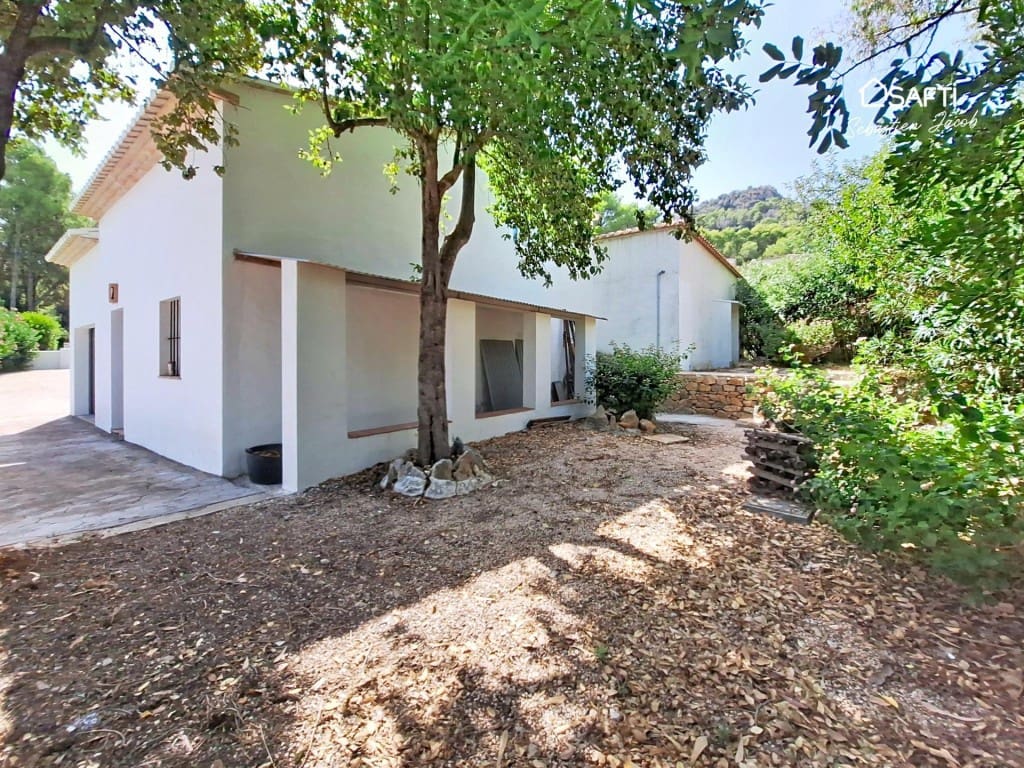Chalet de 3 habitaciones en La Sella en venta con piscina garaje - 690.000 € (Ref: 10042709)