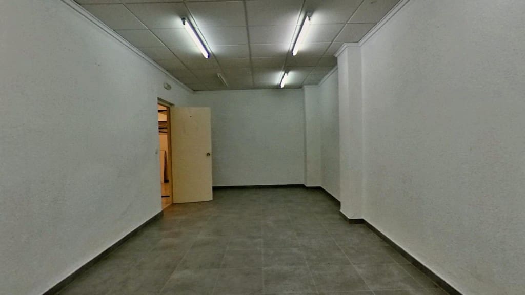 Kaupallinen myytävänä paikassa Elda - 105 000 € (Ref: 10044733)