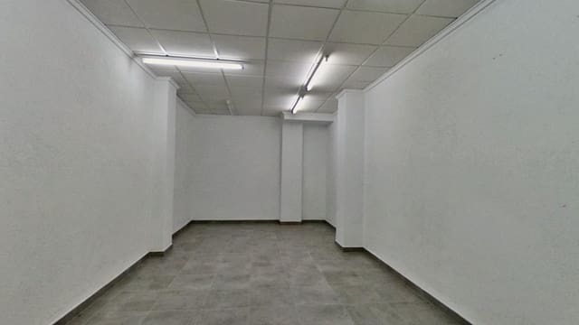 Kaupallinen myytävänä paikassa Elda - 105 000 € (Ref: 10044733)