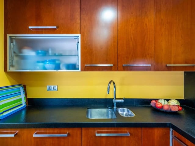 3 chambre Villa/Maison à vendre à Vallromanes avec piscine garage - 722 000 € (Ref: 10044734)