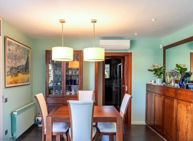 3 chambre Villa/Maison à vendre à Vallromanes avec piscine garage - 722 000 € (Ref: 10044734)
