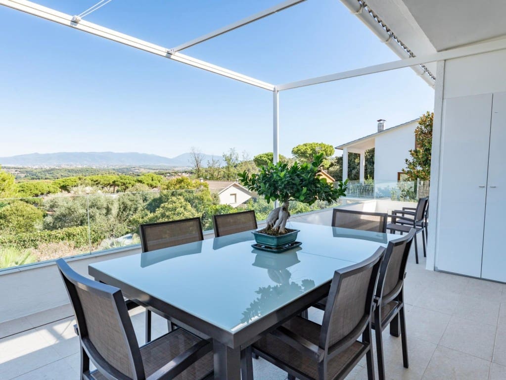 3 chambre Villa/Maison à vendre à Vallromanes avec piscine garage - 722 000 € (Ref: 10044734)