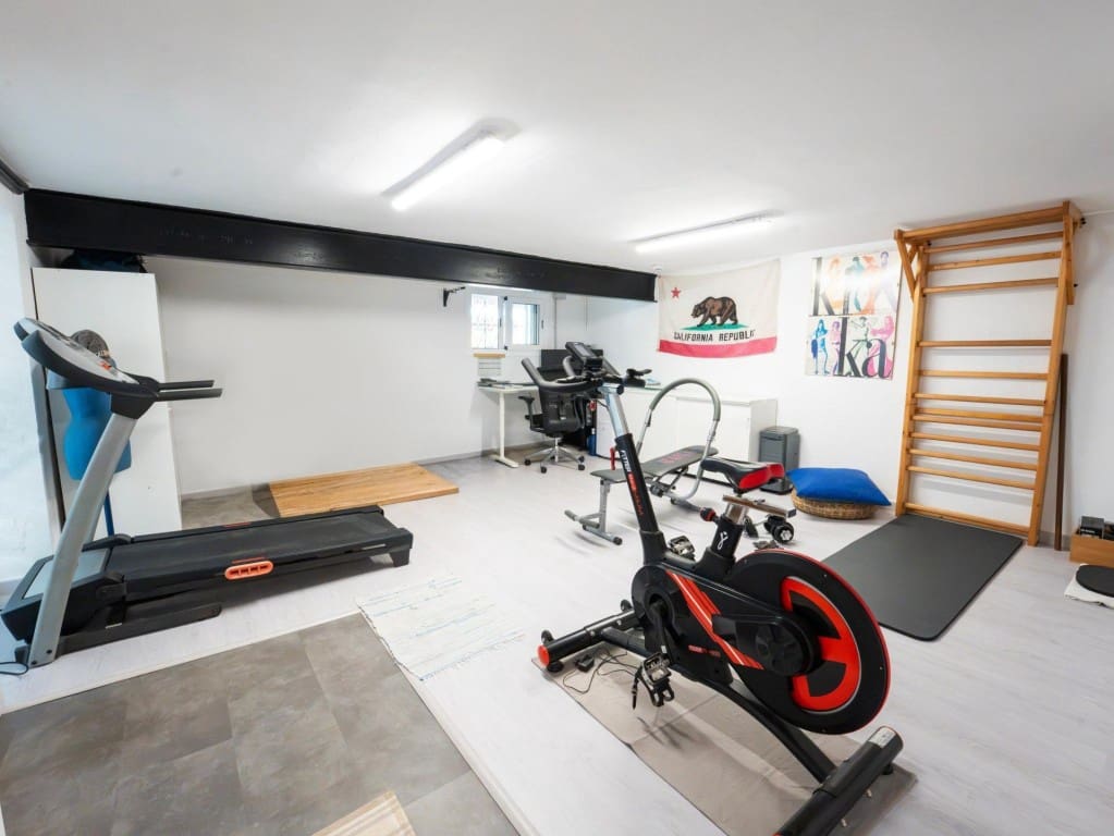 3 chambre Villa/Maison à vendre à Vallromanes avec piscine garage - 722 000 € (Ref: 10044734)