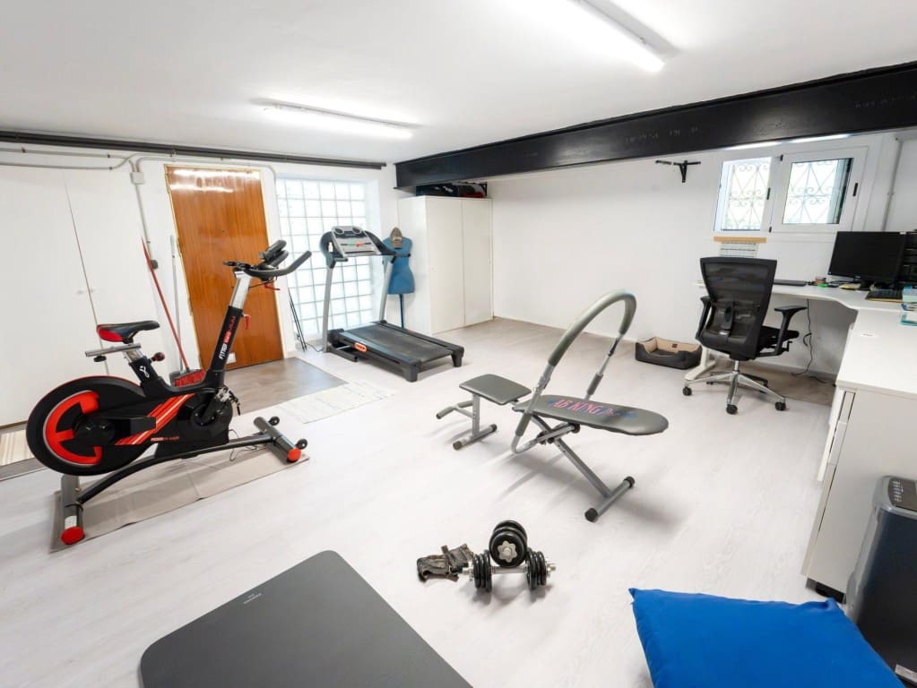 3 chambre Villa/Maison à vendre à Vallromanes avec piscine garage - 722 000 € (Ref: 10044734)