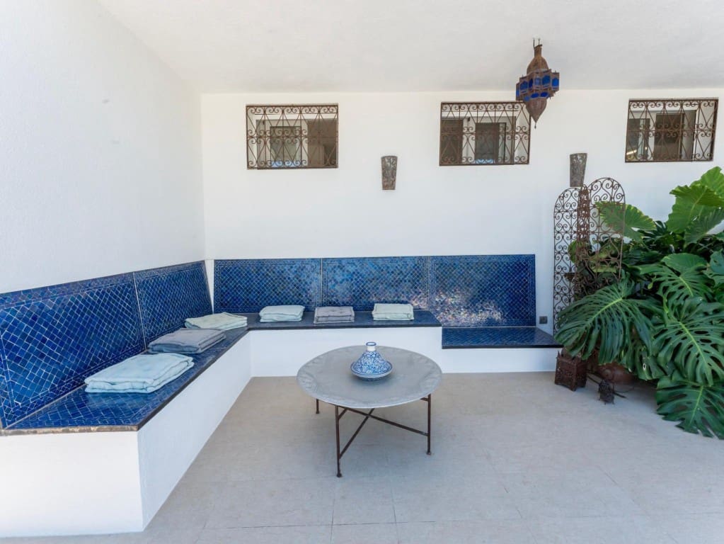 3 chambre Villa/Maison à vendre à Vallromanes avec piscine garage - 722 000 € (Ref: 10044734)