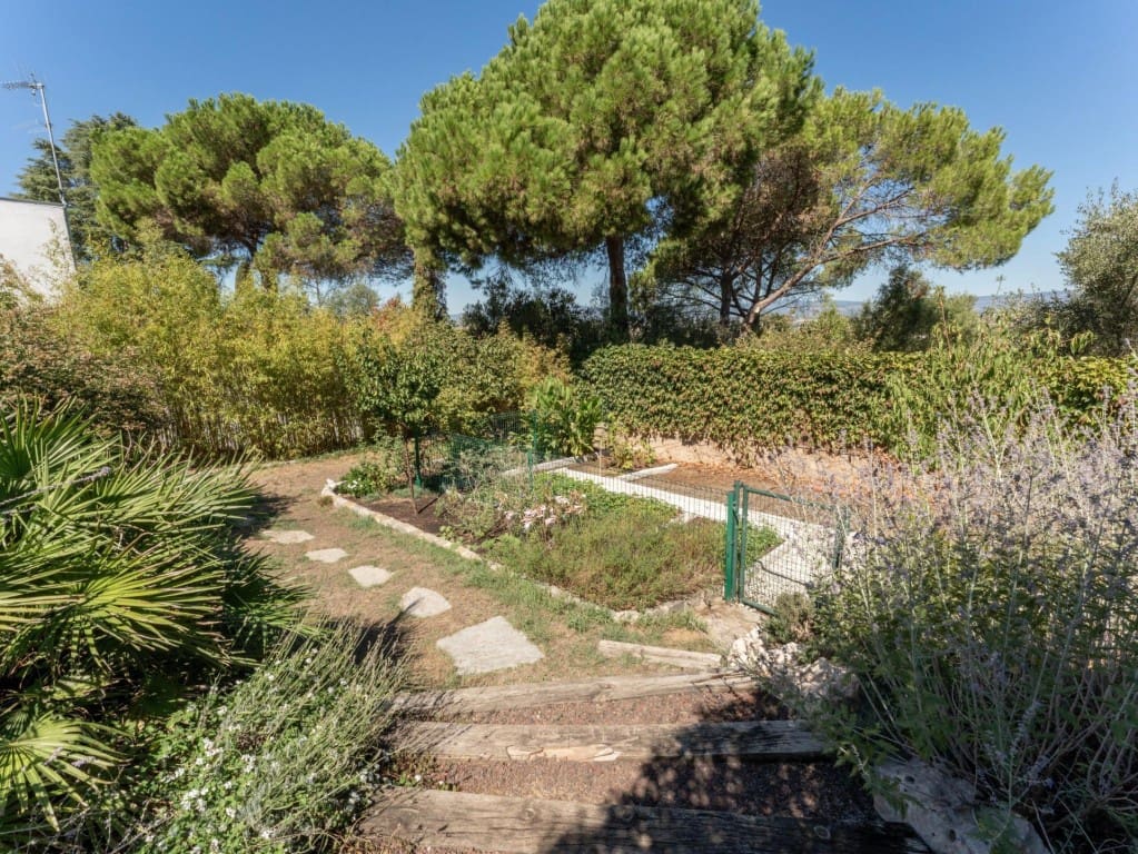 3 chambre Villa/Maison à vendre à Vallromanes avec piscine garage - 722 000 € (Ref: 10044734)