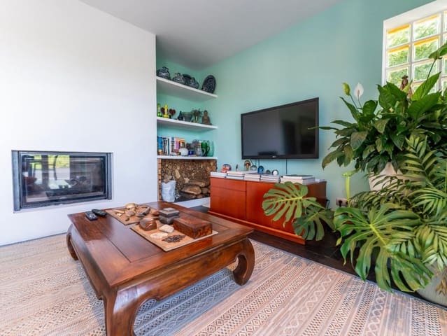 3 chambre Villa/Maison à vendre à Vallromanes avec piscine garage - 722 000 € (Ref: 10044734)
