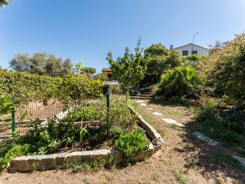 3 chambre Villa/Maison à vendre à Vallromanes avec piscine garage - 722 000 € (Ref: 10044734)