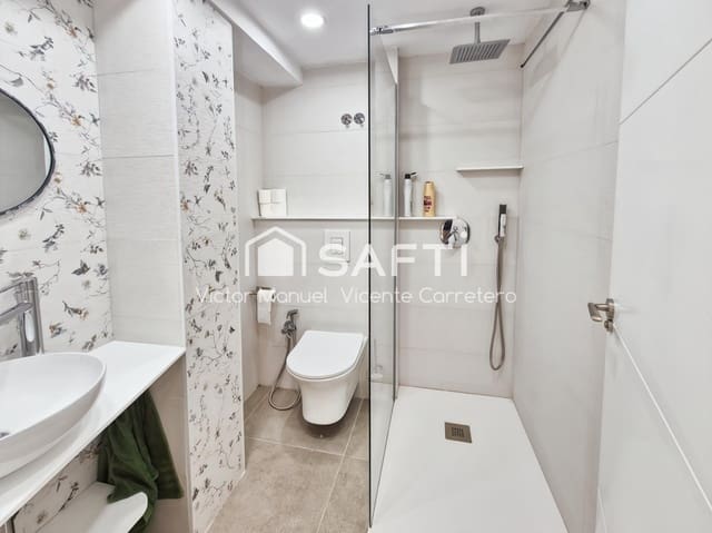 3 sovrum Lägenhet att hyra i Sagunto / Sagunt - 1 200 € (Ref: 10044735)