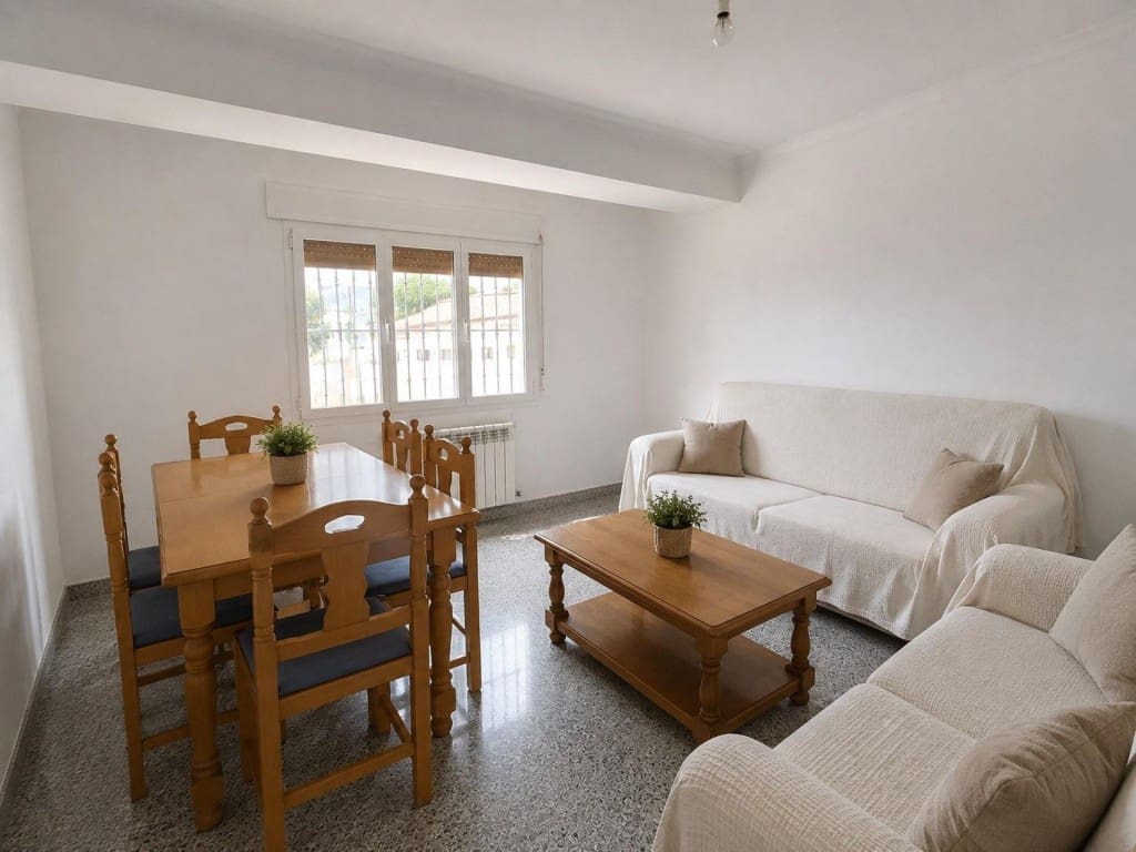 8 bedroom Villa for sale in Oria with garage - € 499,000 (Ref: 10044737)