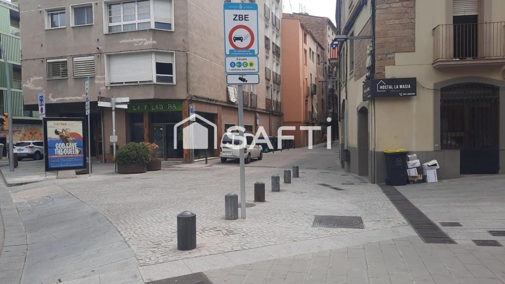 Office for sale in Manresa - € 475,000 (Ref: 10044738)