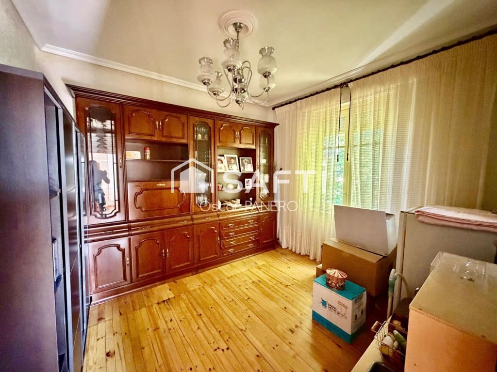 5 bedroom Villa for sale in Villarejo de Orbigo - € 119,000 (Ref: 10044740)