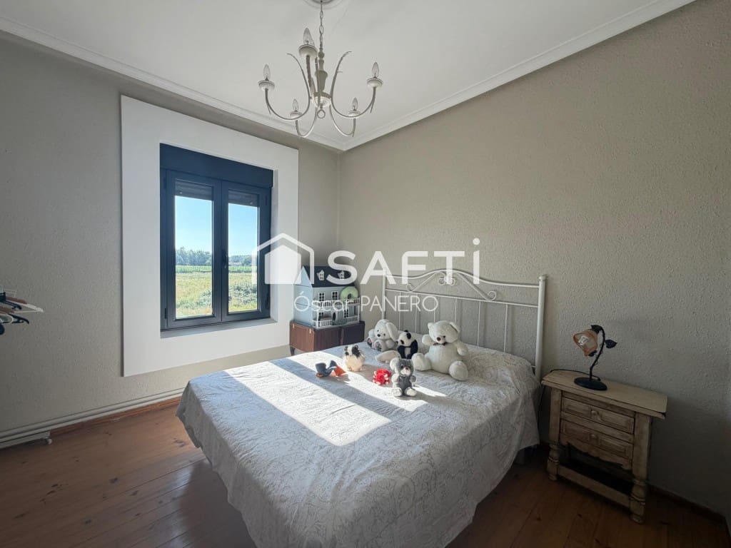 5 bedroom Villa for sale in Villarejo de Orbigo - € 119,000 (Ref: 10044740)