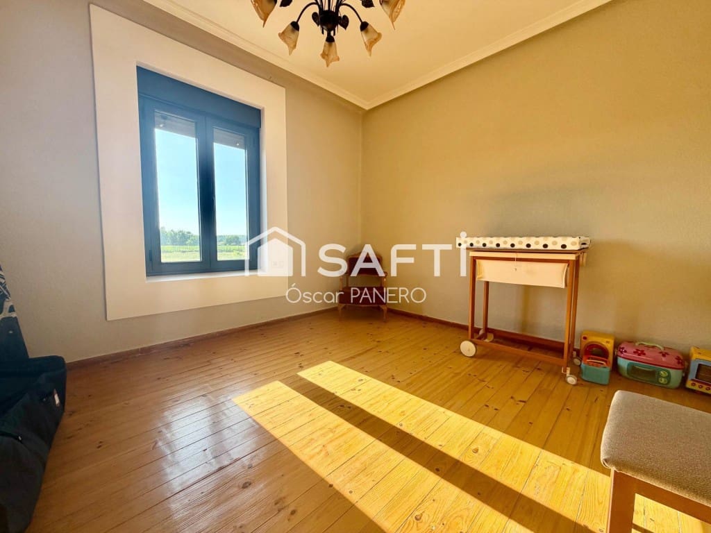 5 bedroom Villa for sale in Villarejo de Orbigo - € 119,000 (Ref: 10044740)