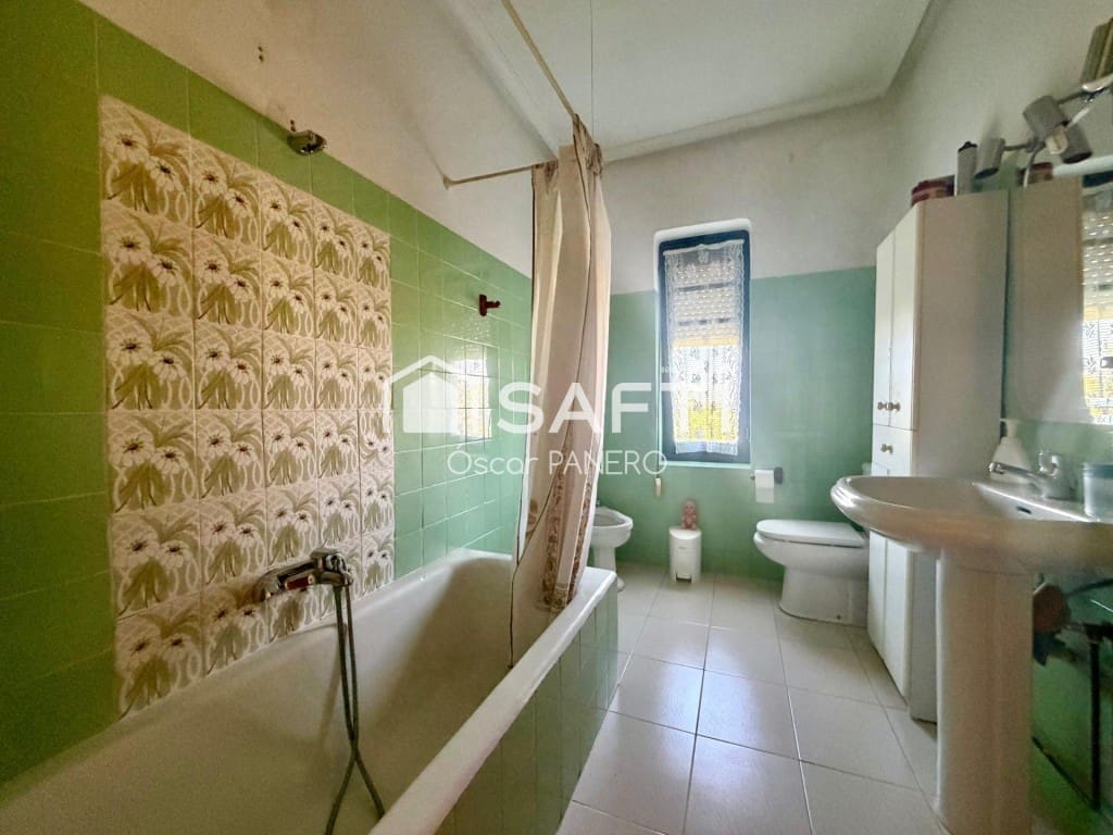 5 bedroom Villa for sale in Villarejo de Orbigo - € 119,000 (Ref: 10044740)
