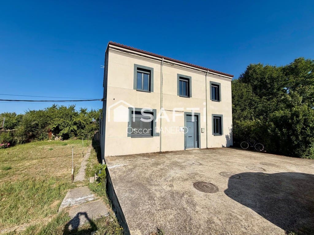 5 bedroom Villa for sale in Villarejo de Orbigo - € 119,000 (Ref: 10044740)
