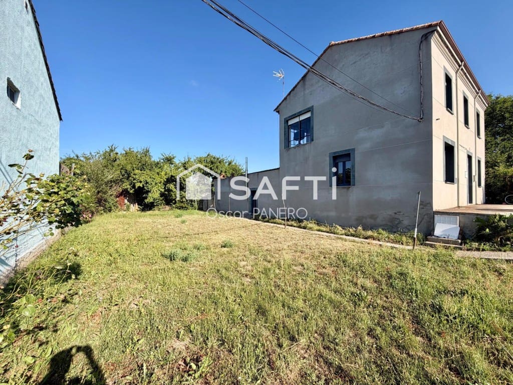 5 bedroom Villa for sale in Villarejo de Orbigo - € 119,000 (Ref: 10044740)