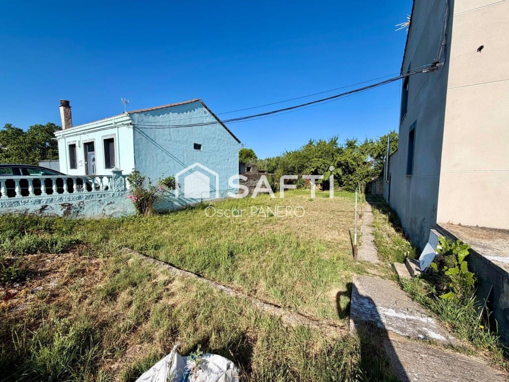5 bedroom Villa for sale in Villarejo de Orbigo - € 119,000 (Ref: 10044740)