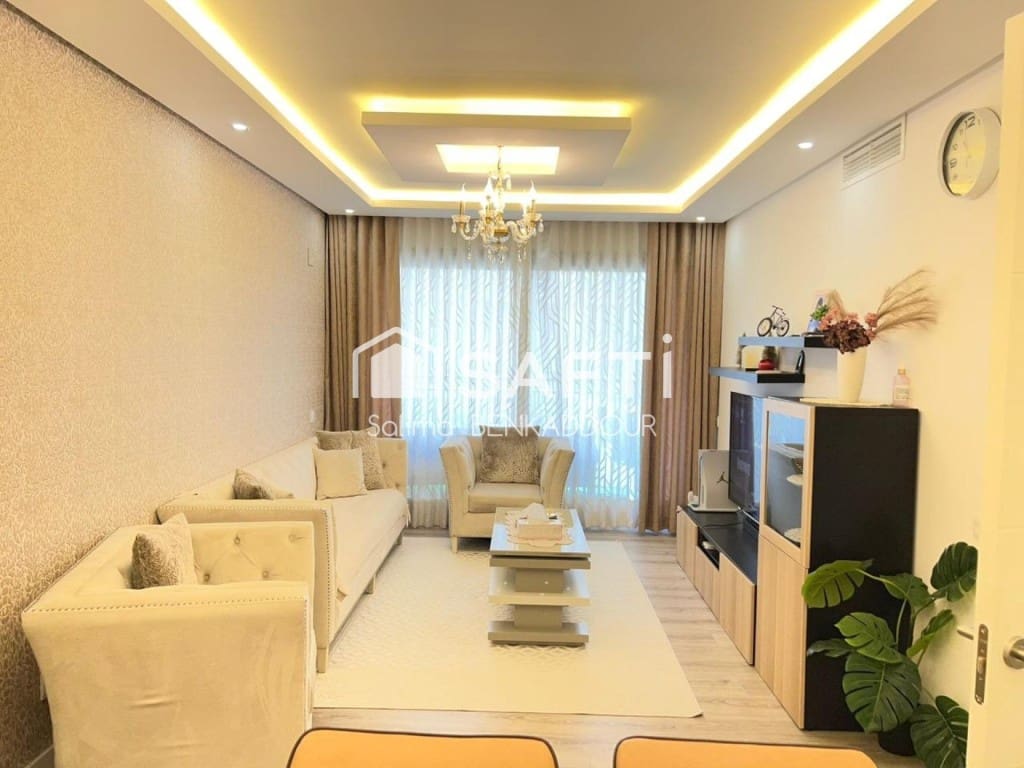 Appartement de 3 chambres à louer à Valence ville avec piscine garage - 2 500 € (Ref: 10044741)
