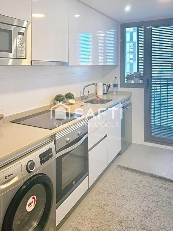 Appartement de 3 chambres à louer à Valence ville avec piscine garage - 2 500 € (Ref: 10044741)