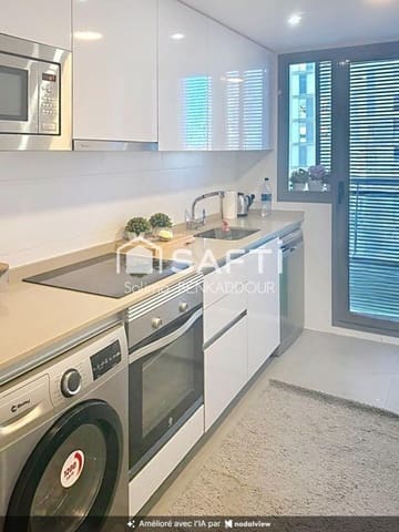 Appartement de 3 chambres à louer à Malilla, Valence ville avec piscine garage - 2 500 € (Ref: 10044741)