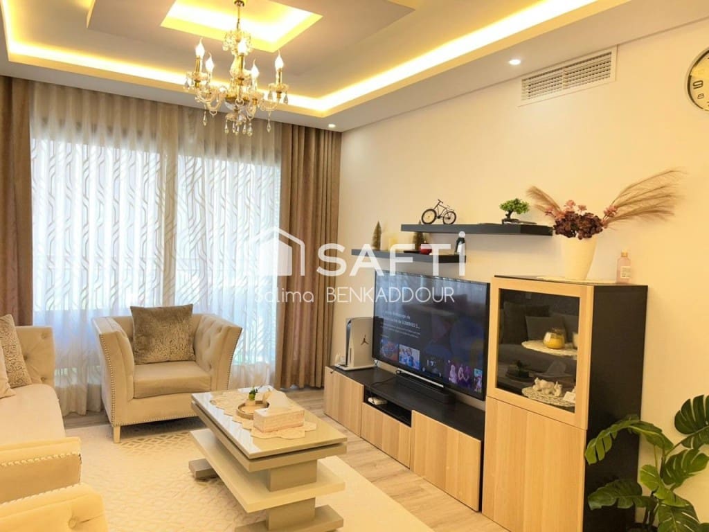 Appartement de 3 chambres à louer à Valence ville avec piscine garage - 2 500 € (Ref: 10044741)