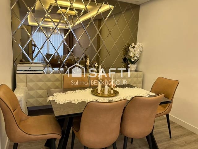 Appartement de 3 chambres à louer à Malilla, Valence ville avec piscine garage - 2 500 € (Ref: 10044741)