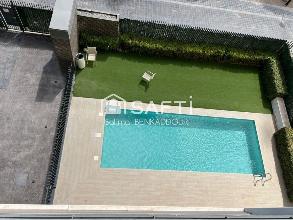 Appartement de 3 chambres à louer à Valence ville avec piscine garage - 2 500 € (Ref: 10044741)