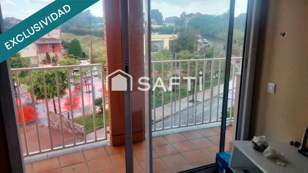 3 chambre Villa/Maison Mitoyenne à vendre à Els Hostalets de Pierola avec piscine garage - 280 000 € (Ref: 10047049)