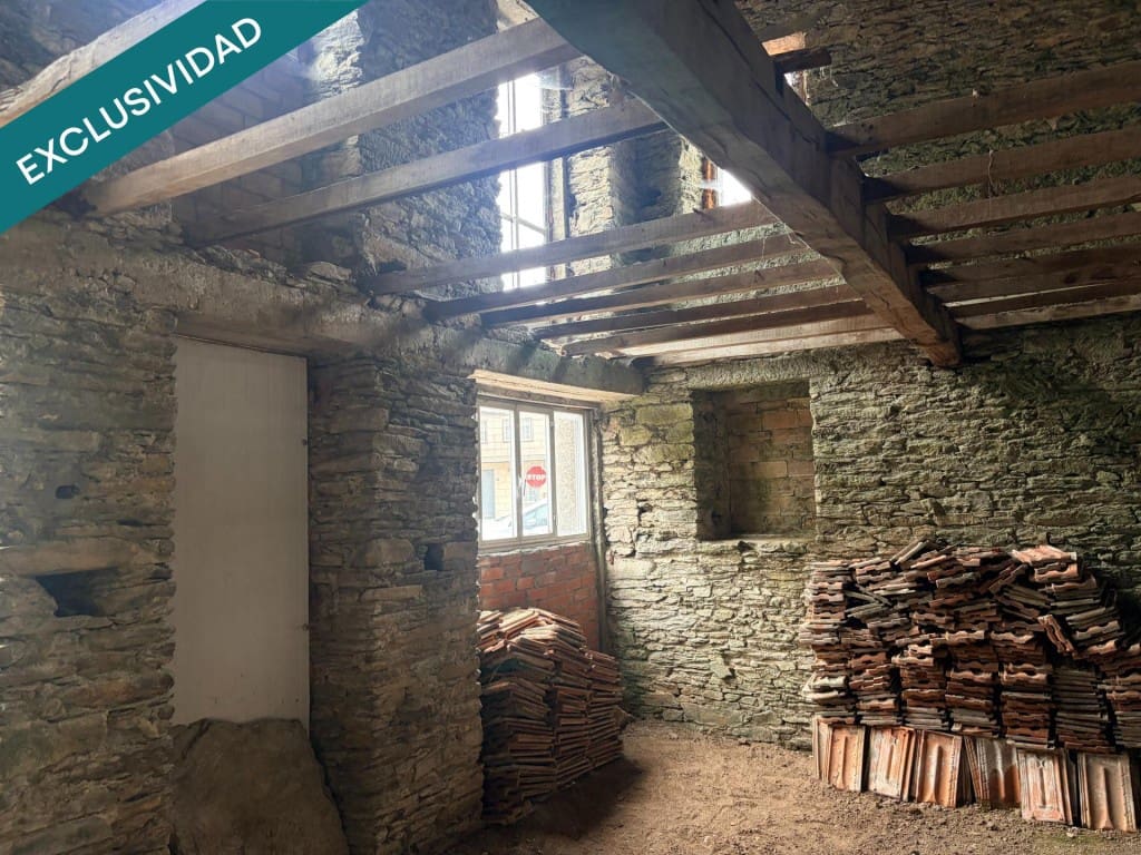 6 slaapkamer Finca/Landhuis te koop in Soutelo de Montes - € 325.000 (Ref: 10047052)