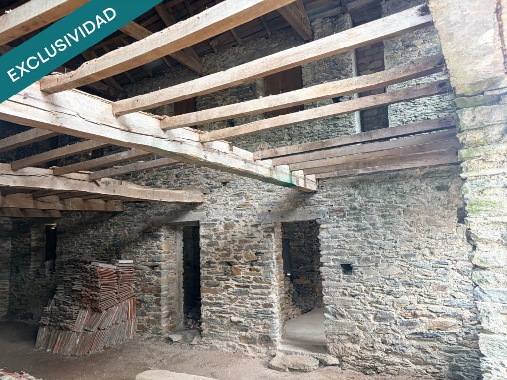 6 slaapkamer Finca/Landhuis te koop in Soutelo de Montes - € 325.000 (Ref: 10047052)