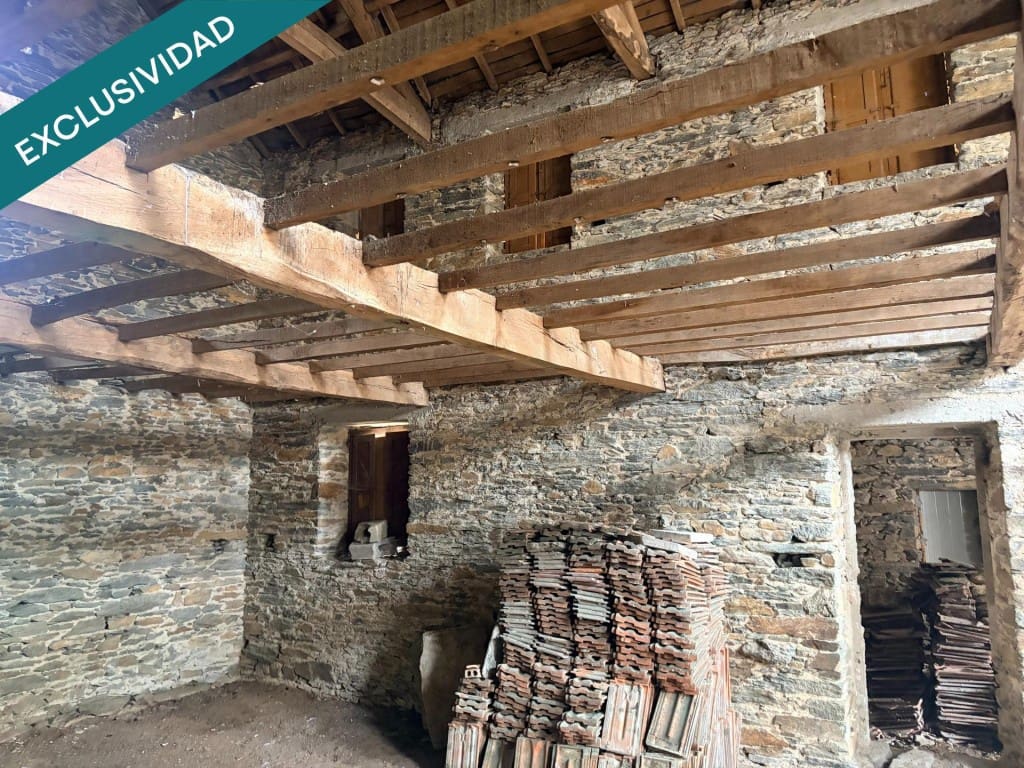 6 slaapkamer Finca/Landhuis te koop in Soutelo de Montes - € 325.000 (Ref: 10047052)