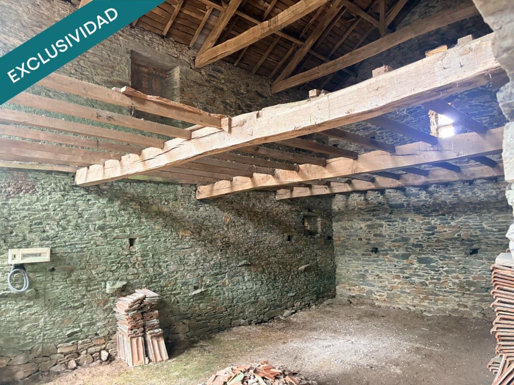 6 slaapkamer Finca/Landhuis te koop in Soutelo de Montes - € 325.000 (Ref: 10047052)