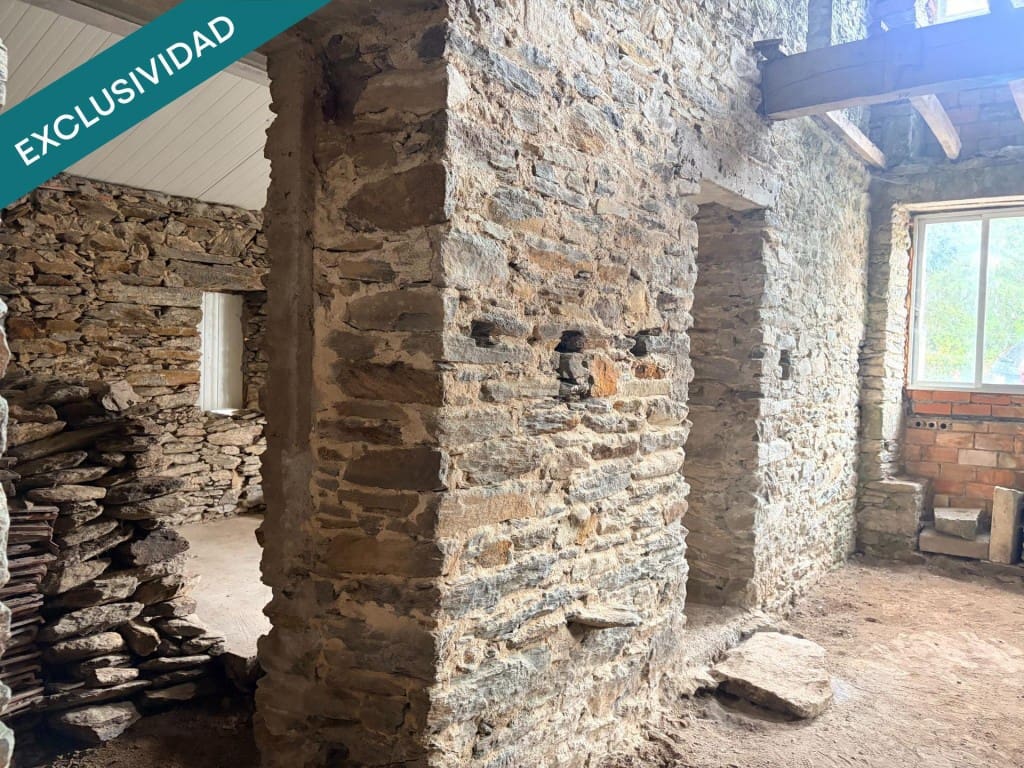 6 slaapkamer Finca/Landhuis te koop in Soutelo de Montes - € 325.000 (Ref: 10047052)