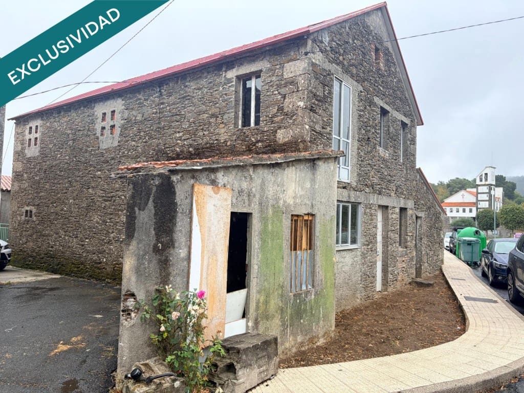 6 slaapkamer Finca/Landhuis te koop in Soutelo de Montes - € 325.000 (Ref: 10047052)