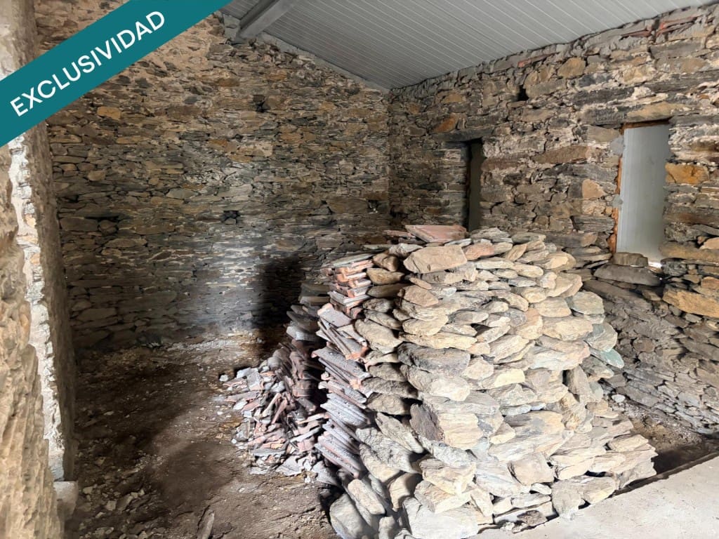 6 slaapkamer Finca/Landhuis te koop in Soutelo de Montes - € 325.000 (Ref: 10047052)
