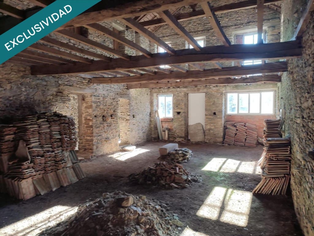 6 slaapkamer Finca/Landhuis te koop in Soutelo de Montes - € 325.000 (Ref: 10047052)
