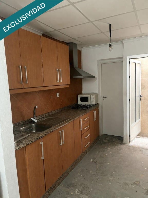 3 bedroom Villa for sale in Teresa de Cofrentes - € 43,000 (Ref: 10047053)